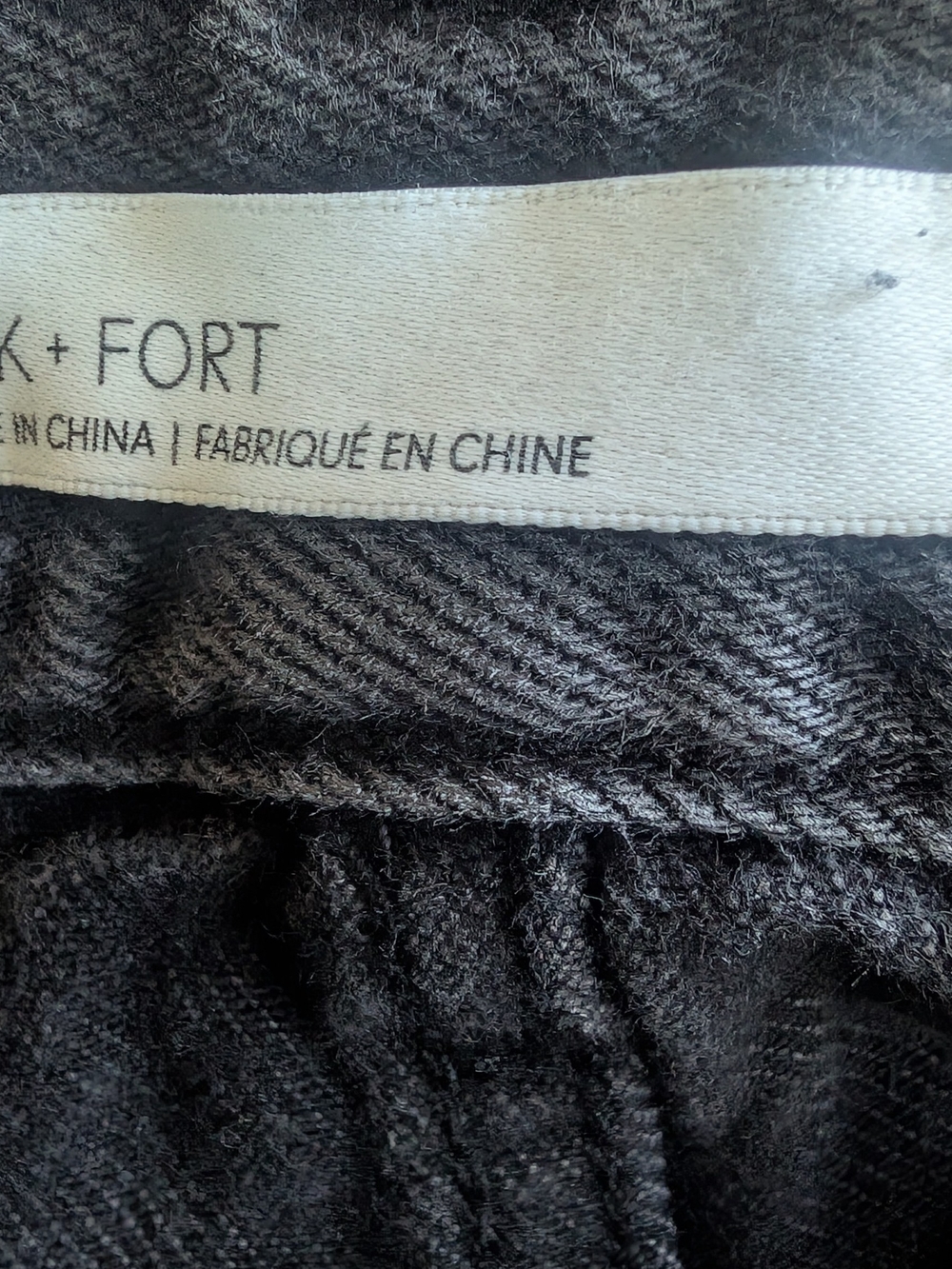 Oak + Fort High Waisted Frayed Hem Black Jeans Size 30 - Picture 3 of 5